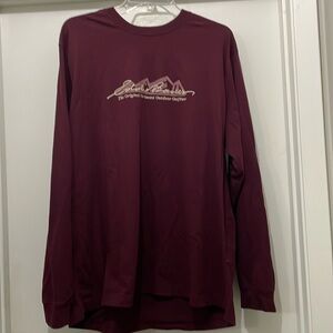 Eddie Bauer men’s extra large, long sleeve graphic T-shirt. 100% cotton. Maroon.